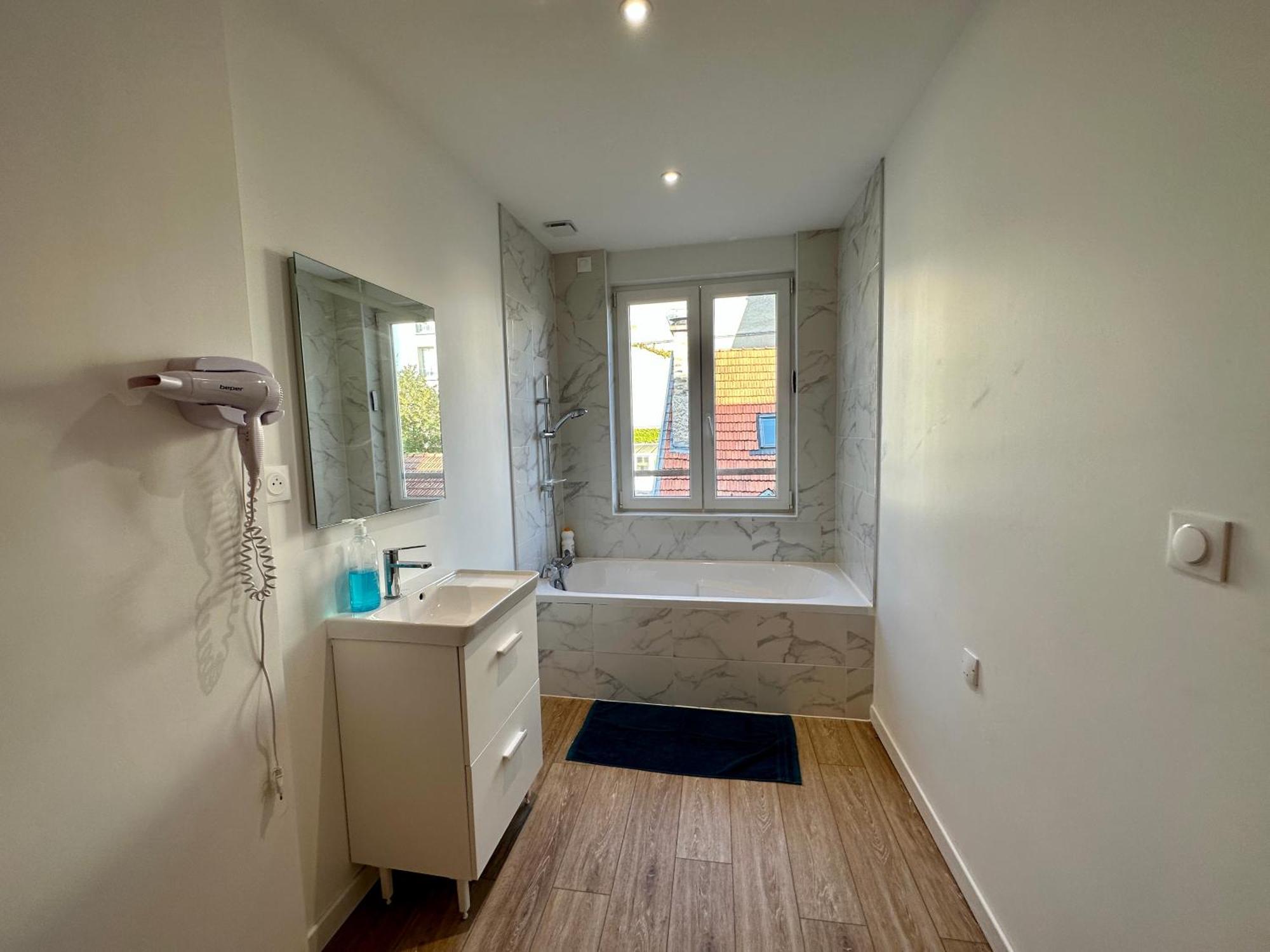 Petra - Appartement Climatise En Hypercentre Reims Bagian luar foto