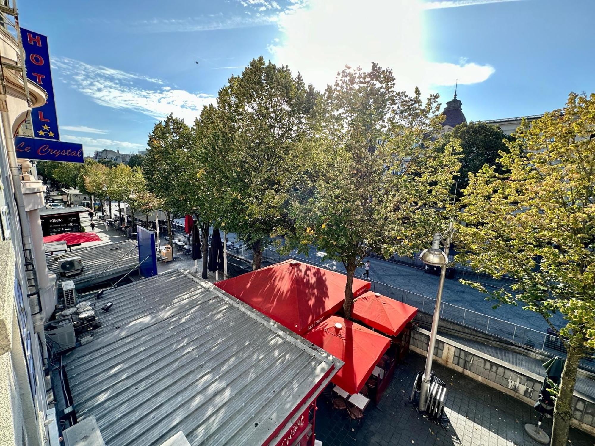 Petra - Appartement Climatise En Hypercentre Reims Bagian luar foto